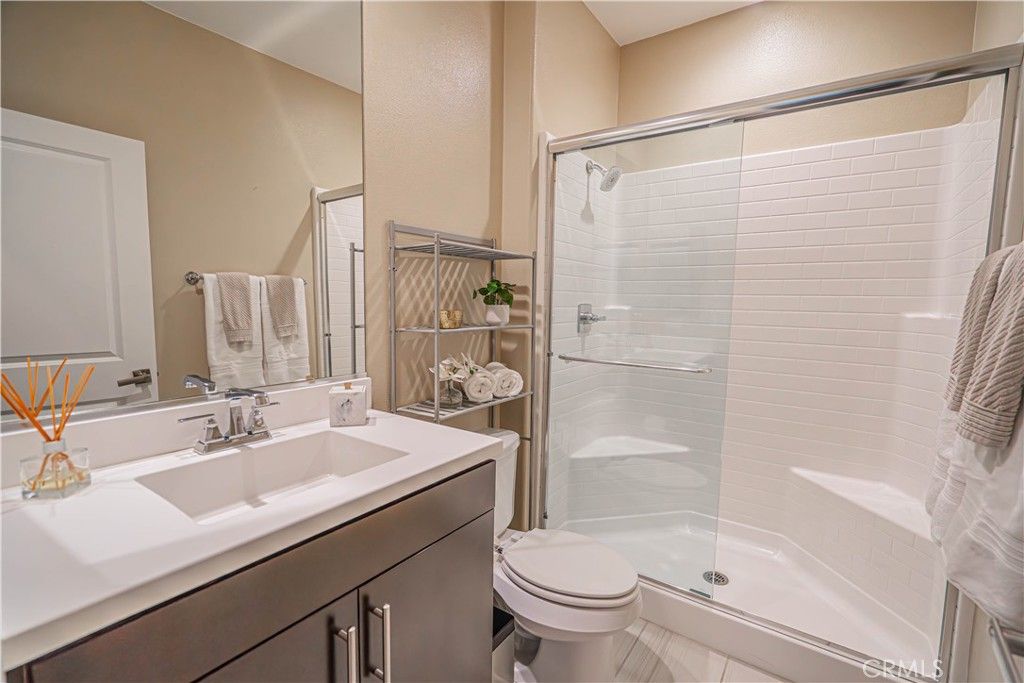 listing image 130721420433119564697