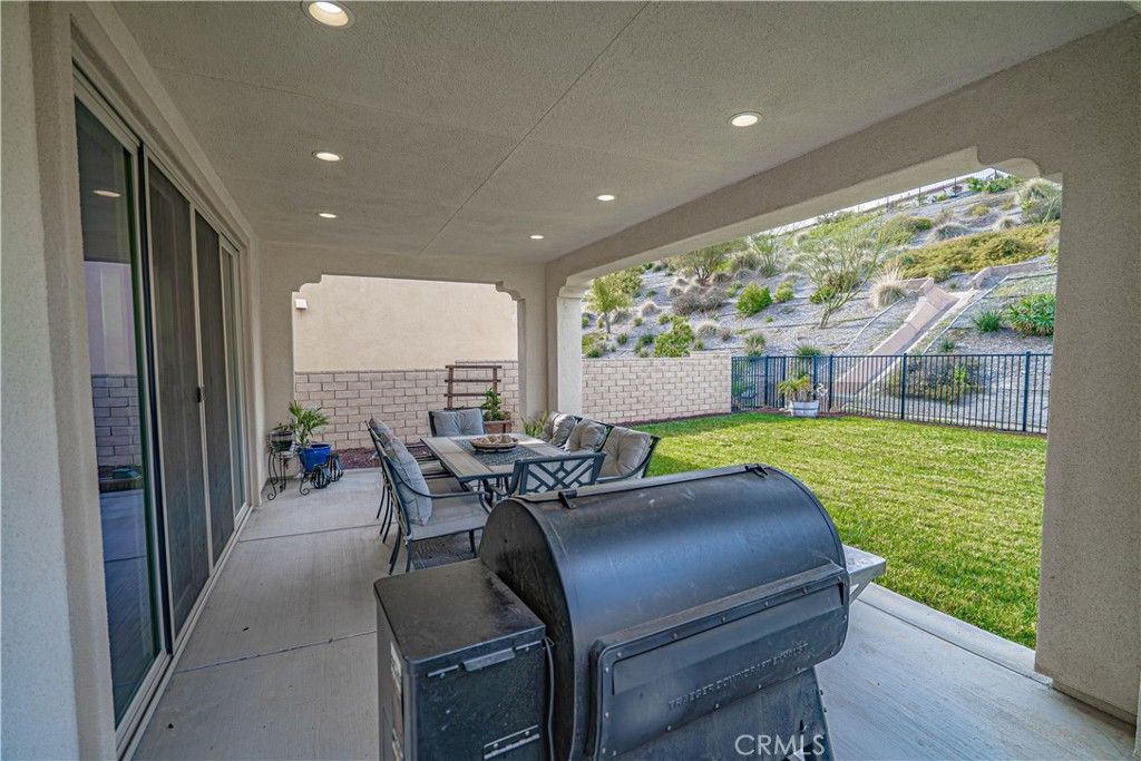 listing image 130720844695115377060