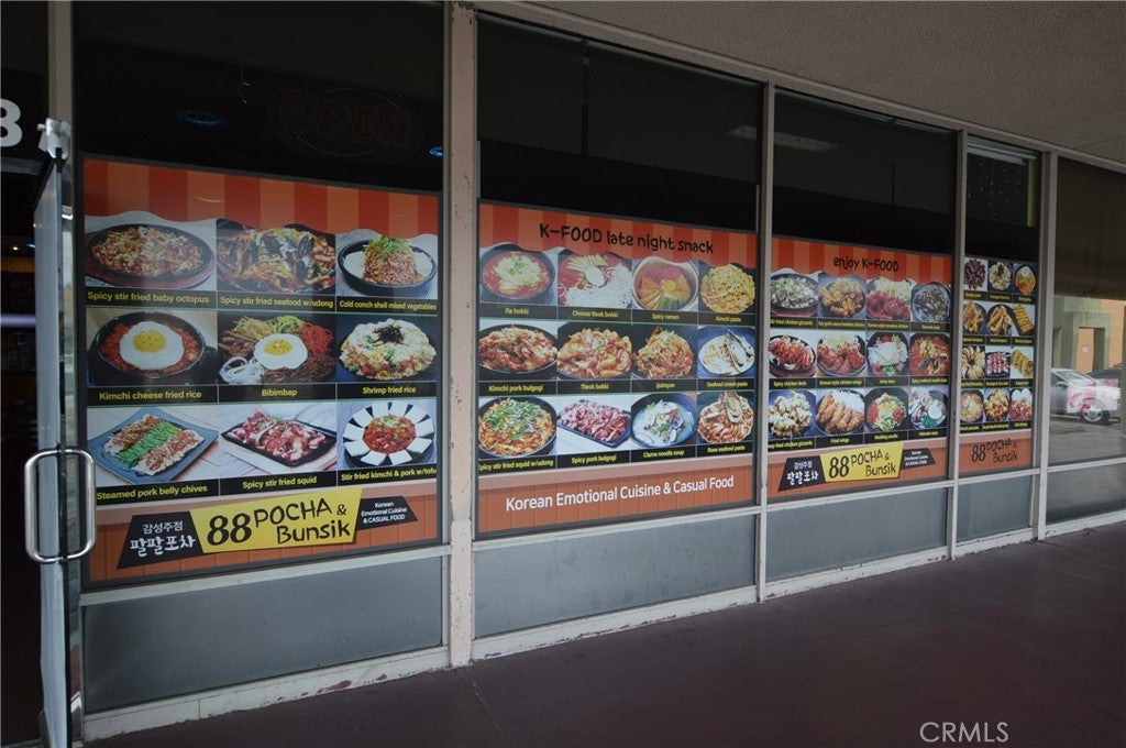 1610 REDONDO BEACH 3