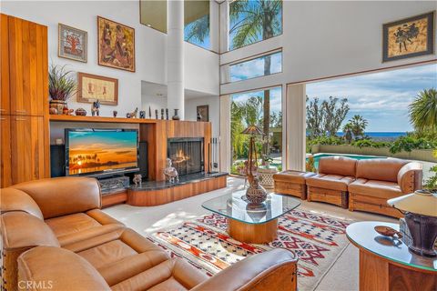 Photo of 3028 Overhill Drive, Vista, CA 92084 (MLS # OC26091917)
