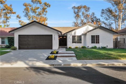 21952 Esplendor Mission Viejo CA 92691