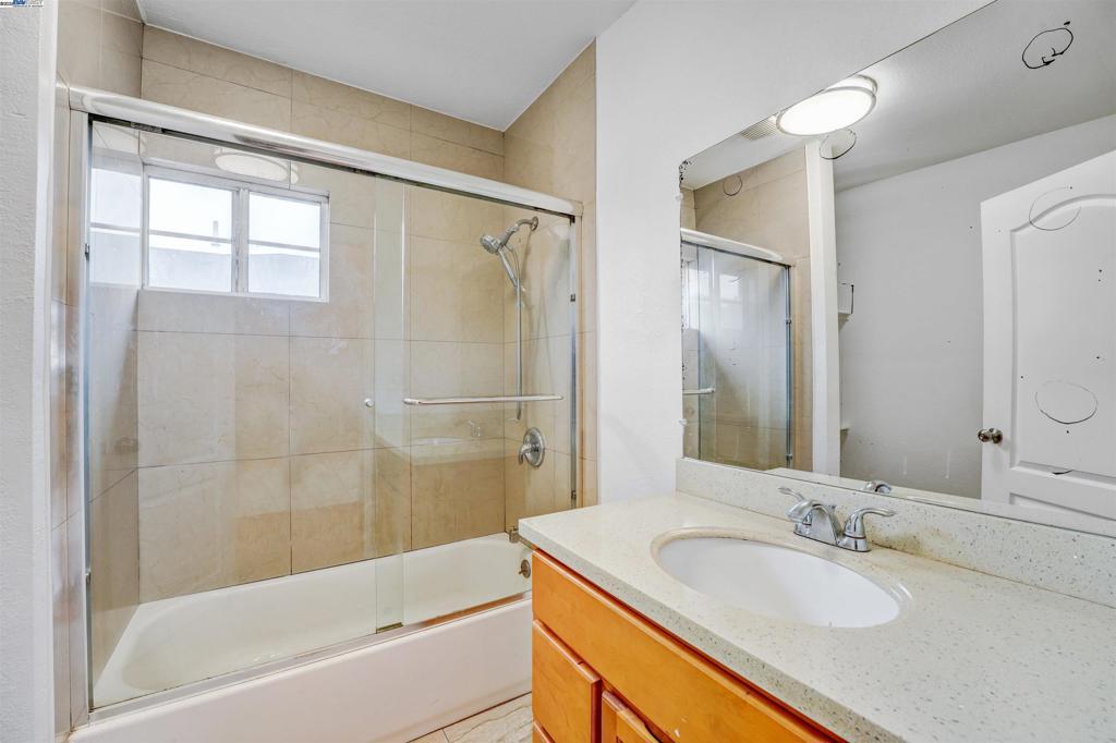 SEMINARY - Residential