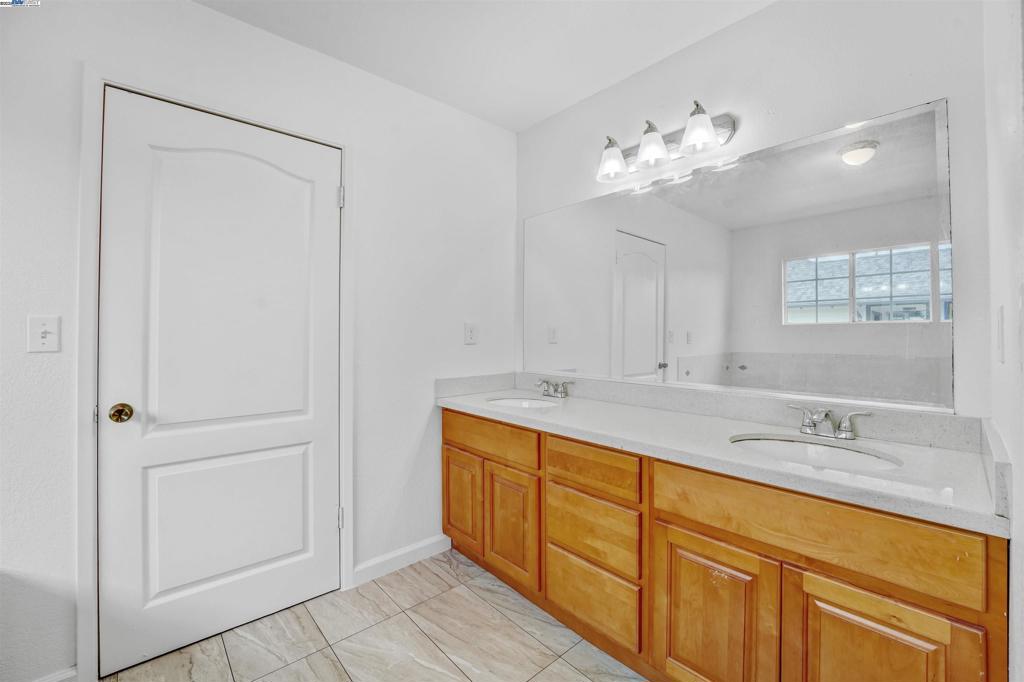 SEMINARY - Residential