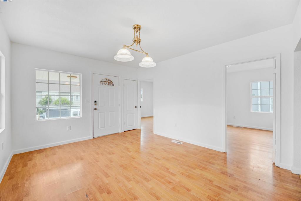 SEMINARY - Residential