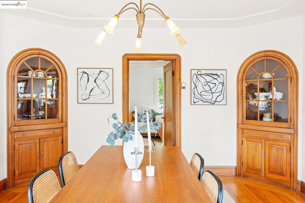 MONTEREY MARKET - Residential