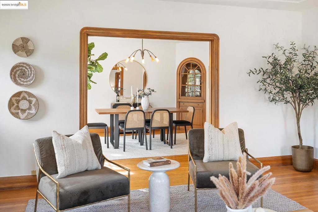 MONTEREY MARKET - Residential