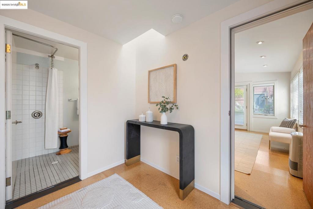 MONTEREY MARKET - Residential