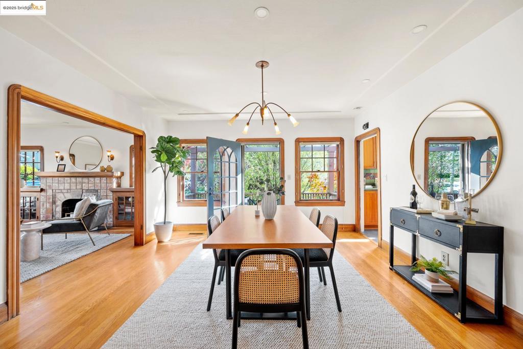 MONTEREY MARKET - Residential