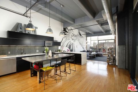 Photo of 1850 Industrial Street #215, Los Angeles, CA 90021 (MLS # 26832945)