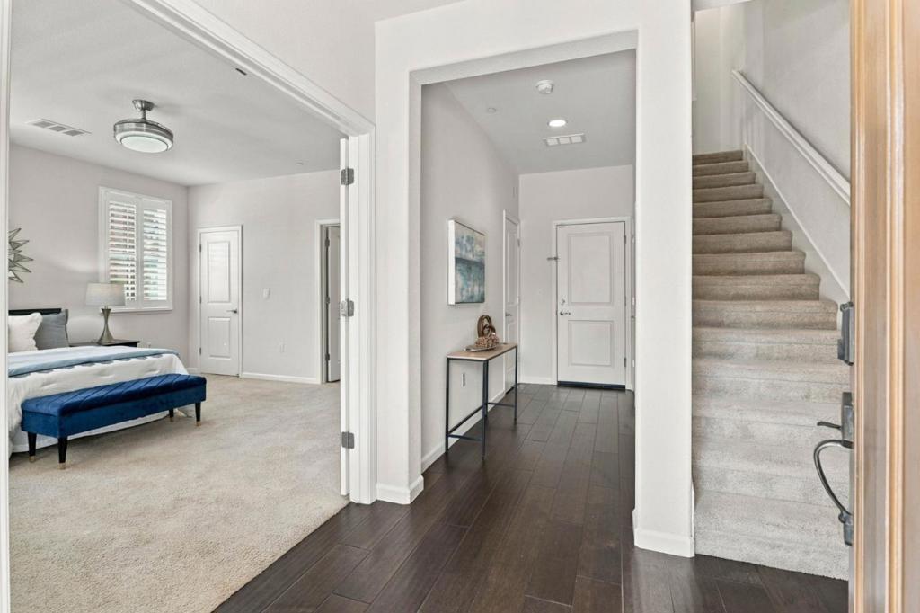 6094 Charlotte Drive