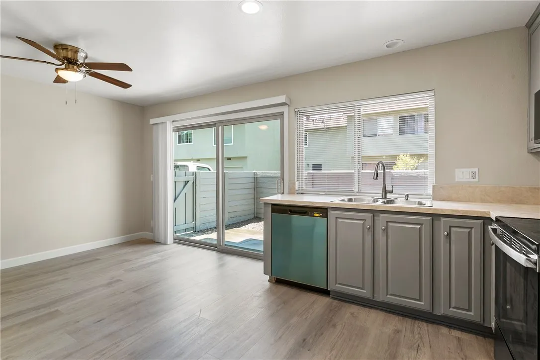 Anaheim, California 92807, United States, 3 Bedrooms Bedrooms, ,2 BathroomsBathrooms,Residential,Active,189427