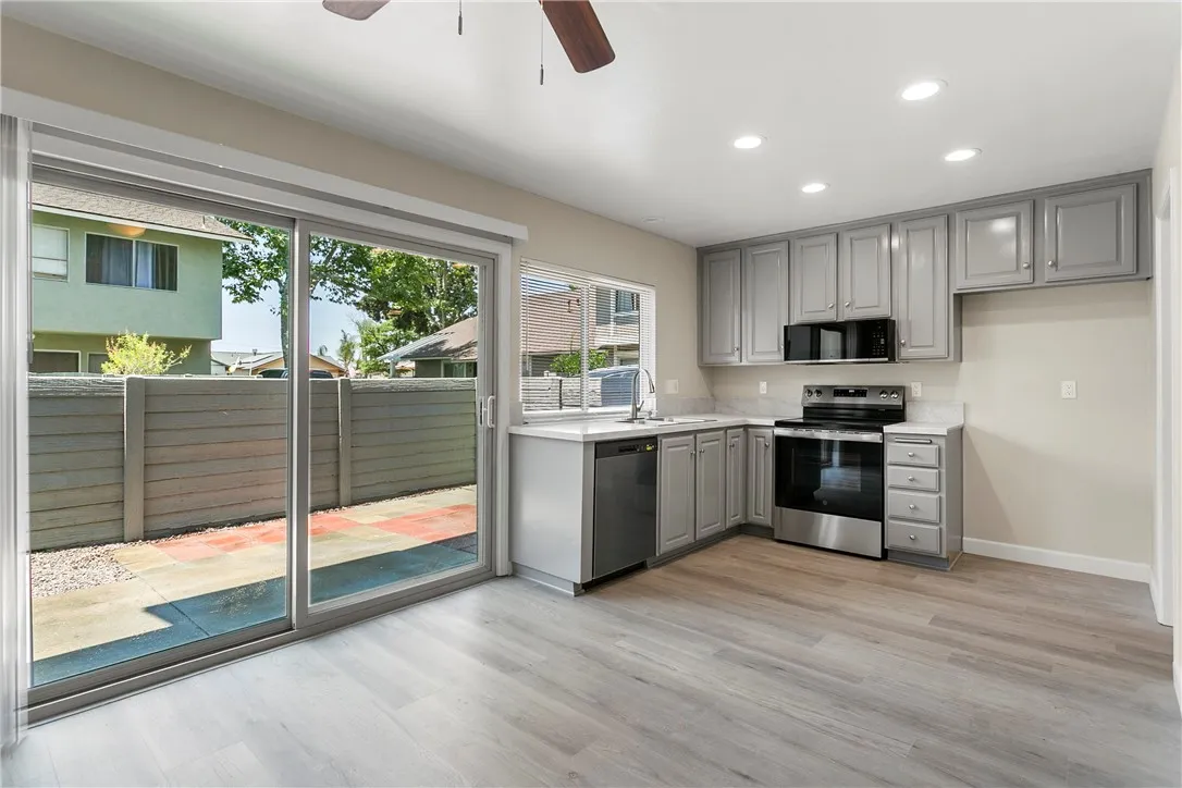 Anaheim, California 92807, United States, 3 Bedrooms Bedrooms, ,2 BathroomsBathrooms,Residential,Active,189427