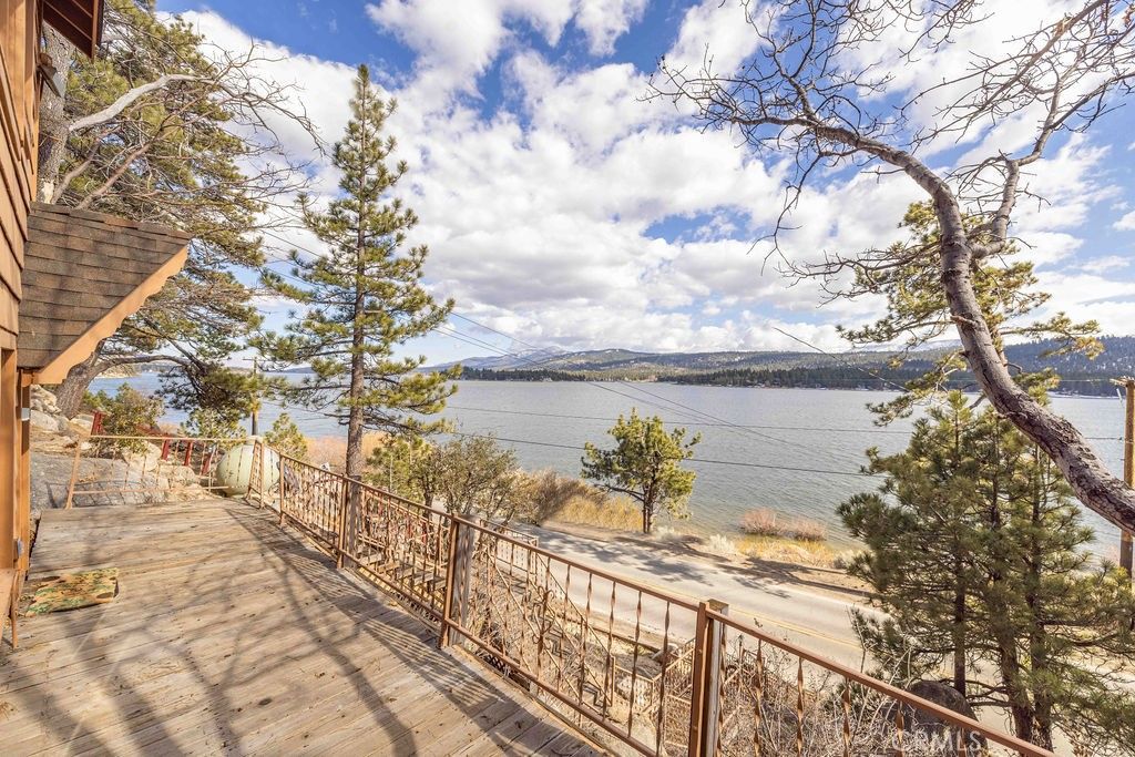 Photo of 304 Big Bear, Fawnskin, CA 92333 (MLS # IG26051773)