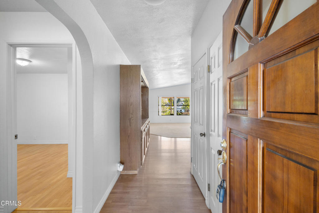 975 W Telegraph Road 77