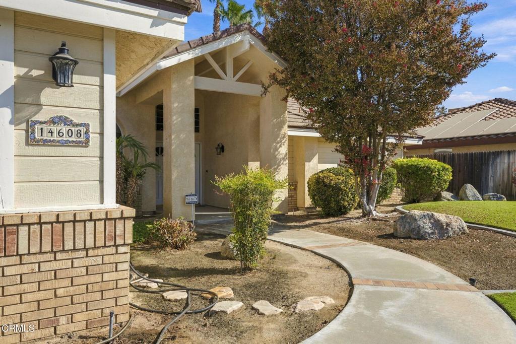14608 Orchard Crest Avenue