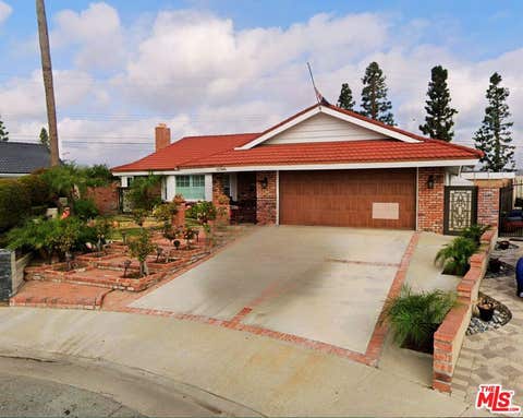Photo of 11700 Clearglen Avenue, Whittier, CA 90604 (MLS # 26862491)
