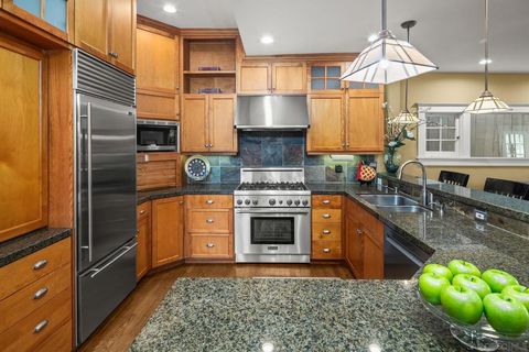 Tiny photo for 2124 Sunset Blvd Blvd, San Diego, CA 92103 (MLS # 260005365SD)