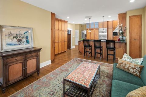 Tiny photo for 2124 Sunset Blvd Blvd, San Diego, CA 92103 (MLS # 260005365SD)