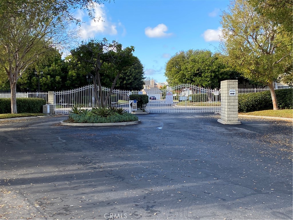 1019 Park Circle