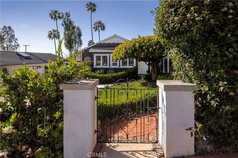 Photo of 340 Moss St, Laguna Beach, CA 92651 (MLS # LG26084762)