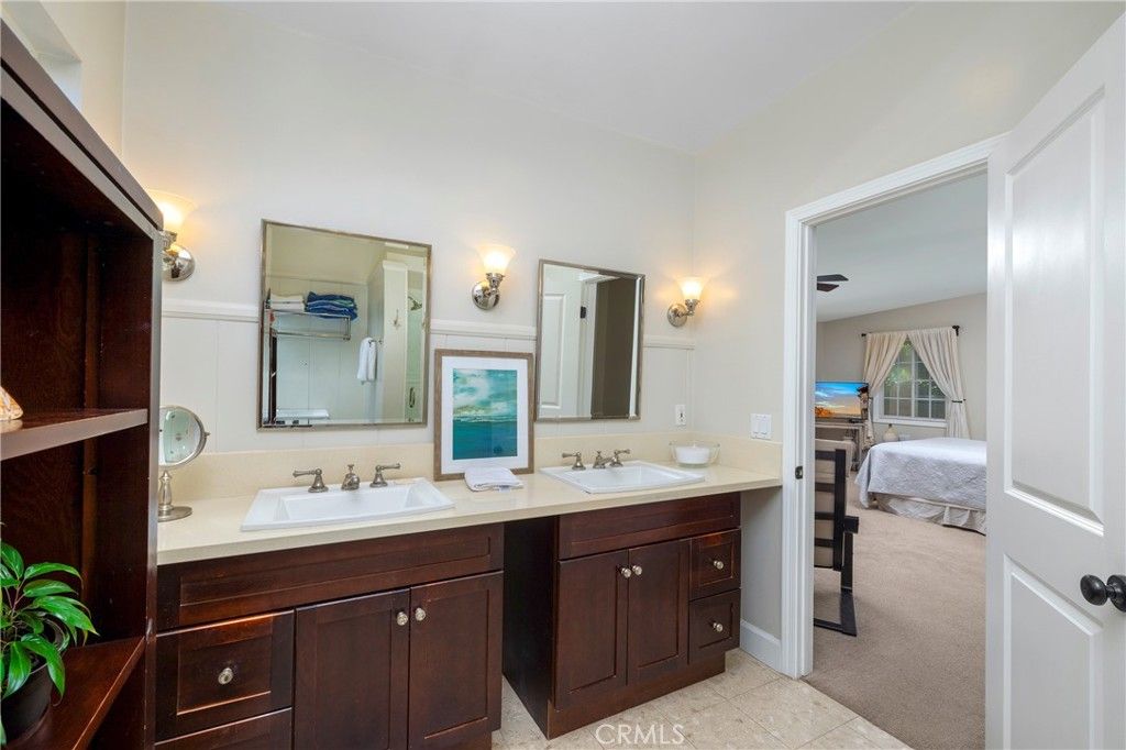 Photo of 340 Moss St, Laguna Beach, CA 92651 (MLS # LG26084762)