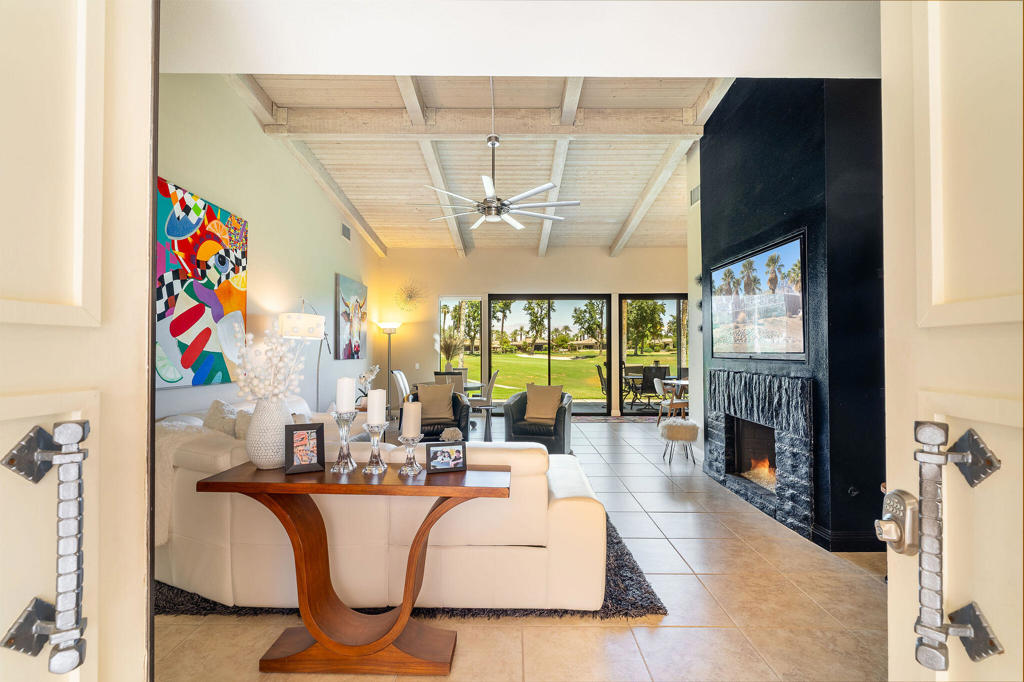 Indian Wells C.C. - Residential