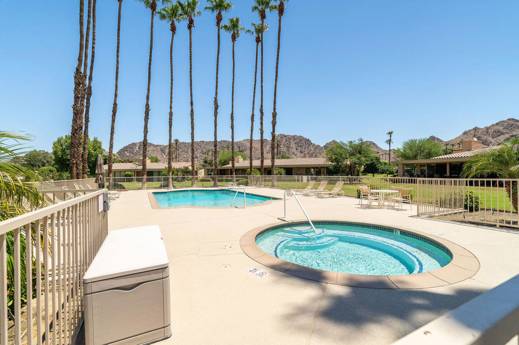 Indian Wells C.C. - Residential