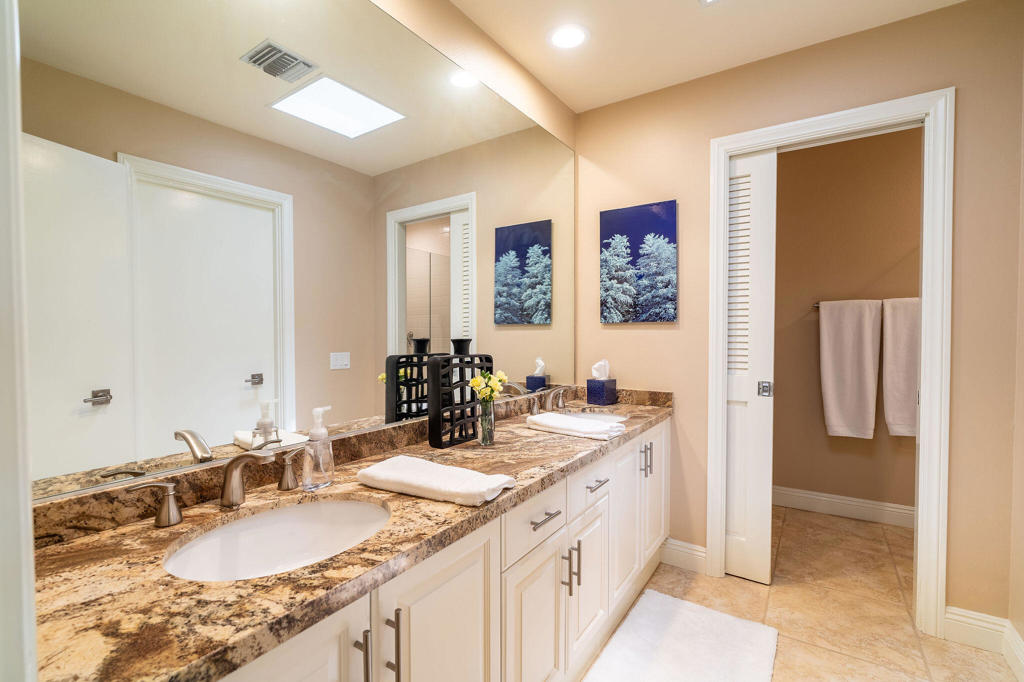 Indian Wells C.C. - Residential