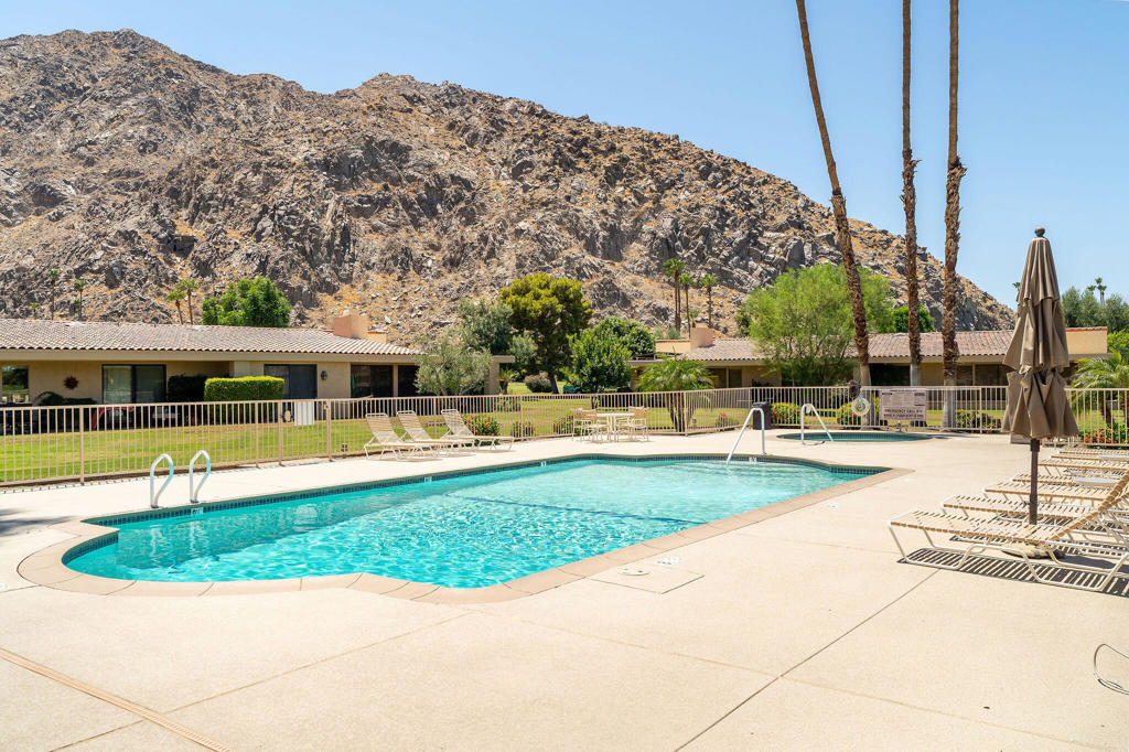 Indian Wells C.C. - Residential