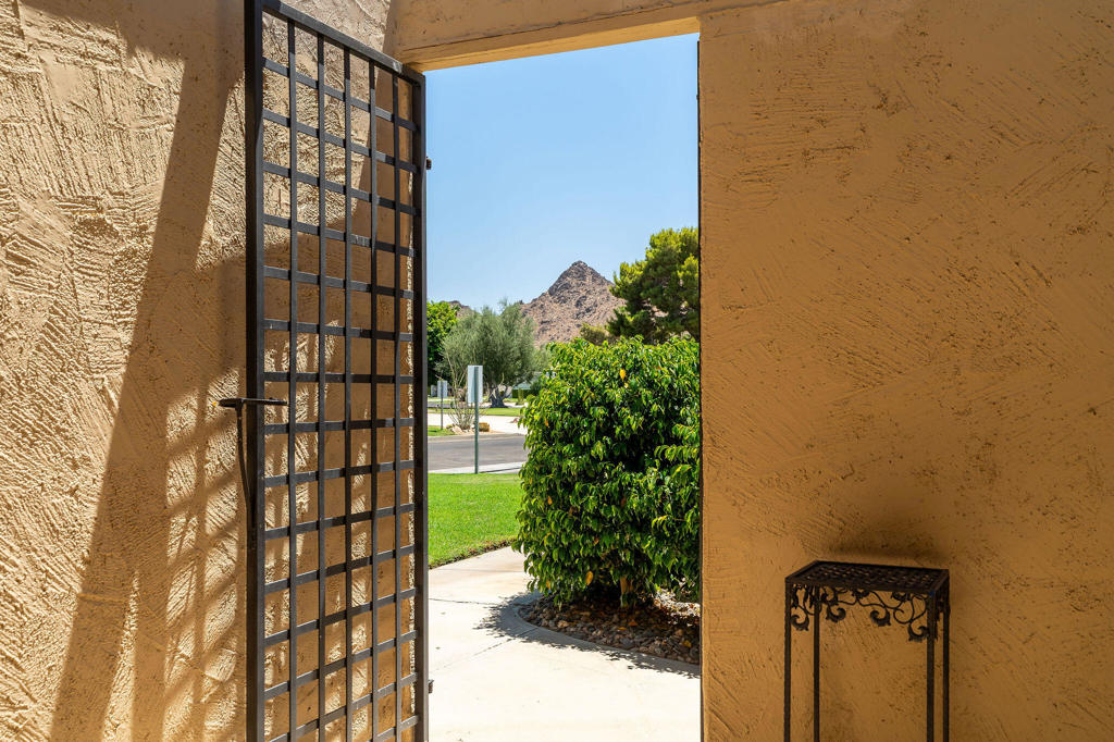 Indian Wells C.C. - Residential