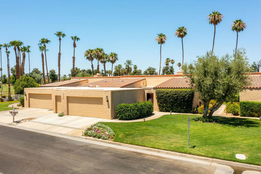 Indian Wells C.C. - Residential