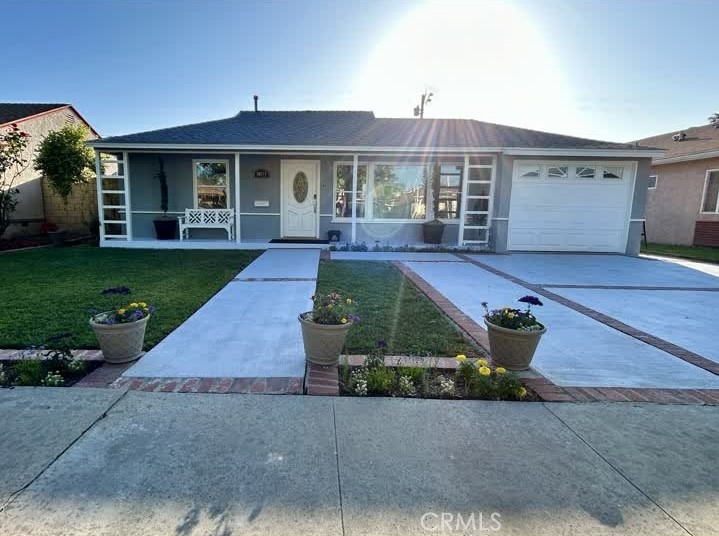 14033 Sylvanwood Avenue