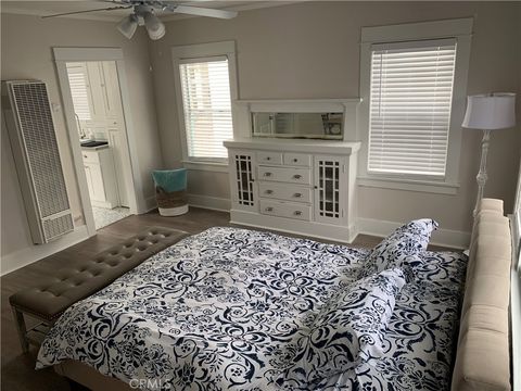 Photo of 410 N Rose Avenue, Long Beach, CA 90802 (MLS # PW26063376)