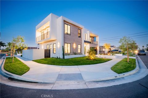 Photo of 9541 Pollack Drive, Huntington Beach, CA 92646 (MLS # OC26004817)