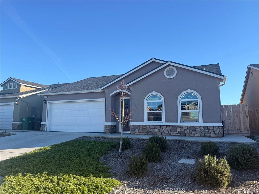 Photo of 1105 E Orange Street, Avenal, CA 93204 (MLS # FR26019414)