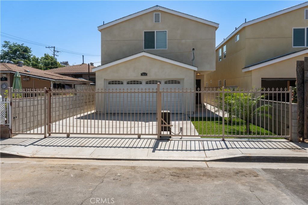 5814 Juarez