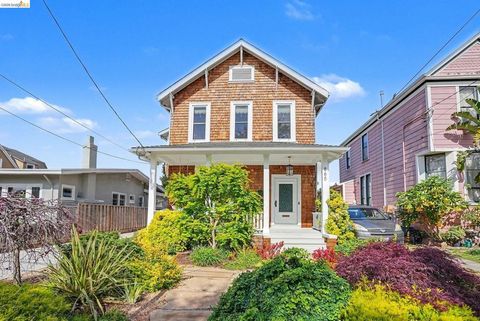 Photo of 865 Cedar St St, Alameda, CA 94501 (MLS # 41130420)