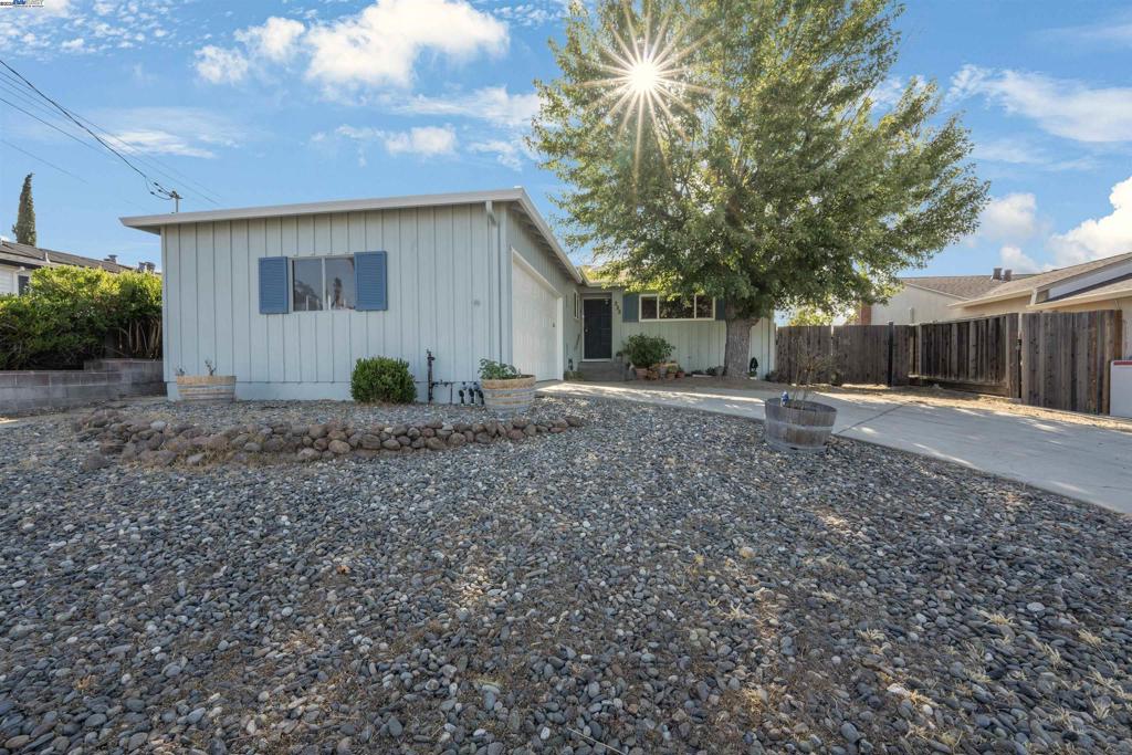 AS OF JULY 15th HOME HAS NEW INSIDE LAUNDRY & KITCHEN PANTRY! Don't miss this incredible opportunity to own a single-family detached home in a highly desirable neighborhood. This original family-owned property is ready for its next chapter and offers great potential for customization and value-add. Bring your vision to update the interior. Some carpeted areas already have hardwood floors underneath. Enjoy a cozy fireplace, newer exterior paint, upgraded dual-pane windows, a remodeled primary bathroom, and a skylight providing natural light. Additional features include a two-car garage, RV/side-yard parking, laundry area, and a private backyard—perfect for relaxing or entertaining. This is a great opportunity to make this well-located gem truly your own. Ideally situated with quick access to downtown Livermore, shopping centers, and freeway. Come see the potential and imagine the possibilities!