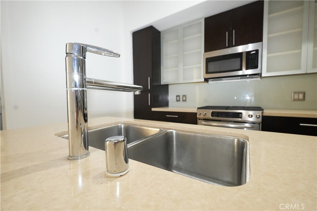 133 The Promenade N. N 115