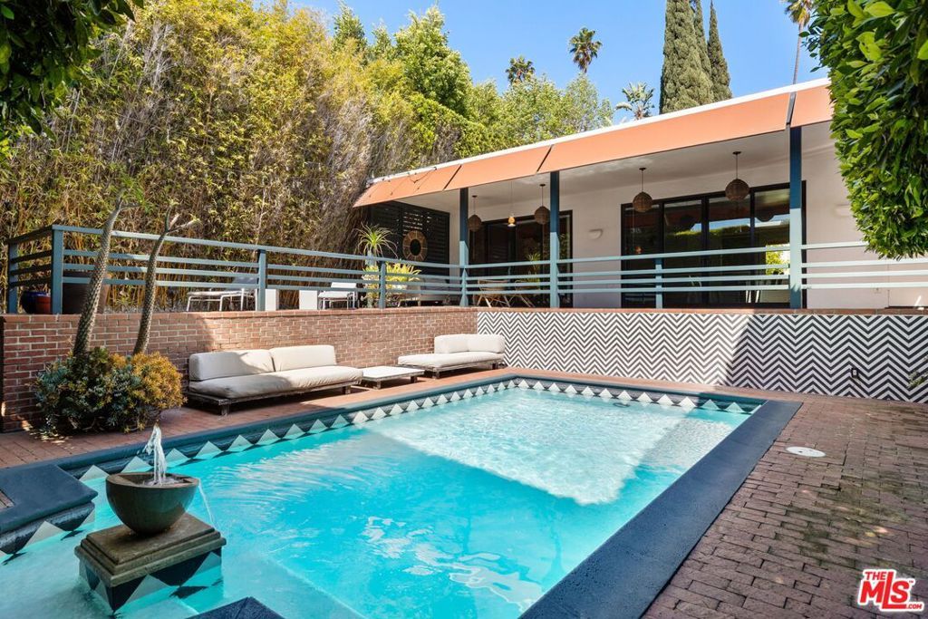 Photo of 1737 N Vista Street, Los Angeles, CA 90046 (MLS # 25593509)