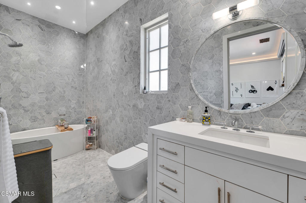 Lake Sherwood-762 - 762 - Residential