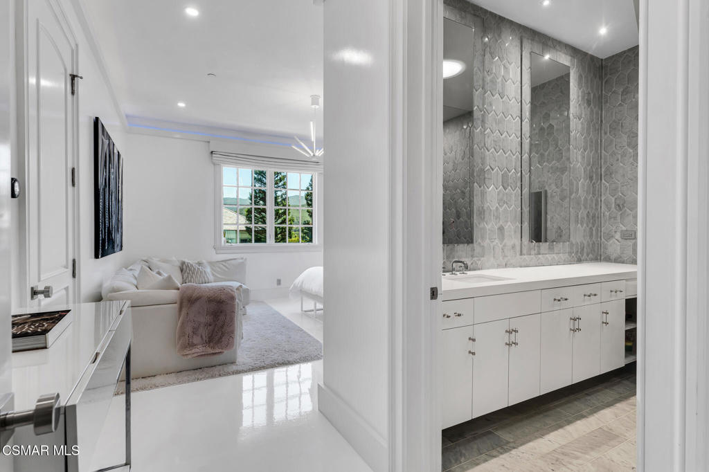 Lake Sherwood-762 - 762 - Residential