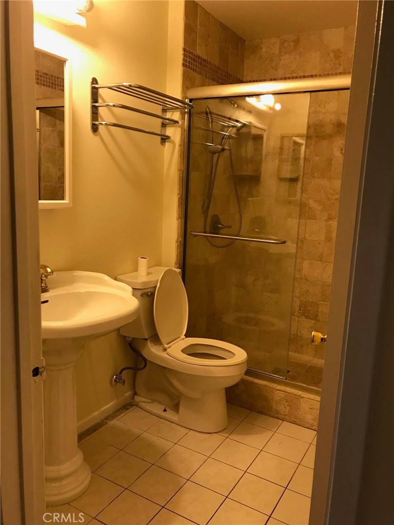 18622 Kamstra Avenue