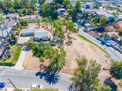 Tiny photo for 514 Arcadia Drive, San Pedro, CA 90731 (MLS # SB25192184)