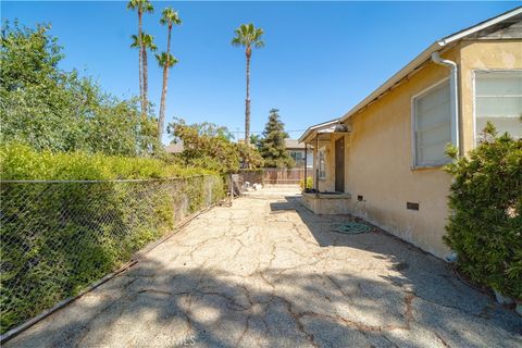 Tiny photo for 514 Arcadia Drive, San Pedro, CA 90731 (MLS # SB25192184)