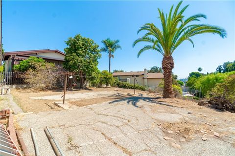 Tiny photo for 514 Arcadia Drive, San Pedro, CA 90731 (MLS # SB25192184)