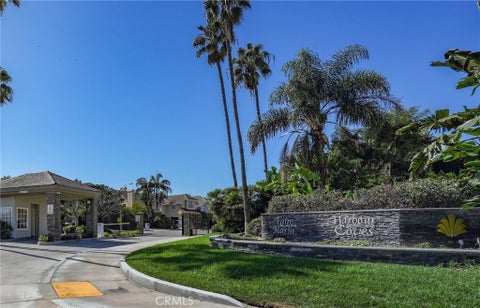 Photo of 16261 Santa Barbara Lane, Huntington Beach, CA 92649 (MLS # OC26218864)