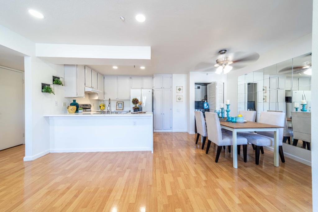 281 Hackamore