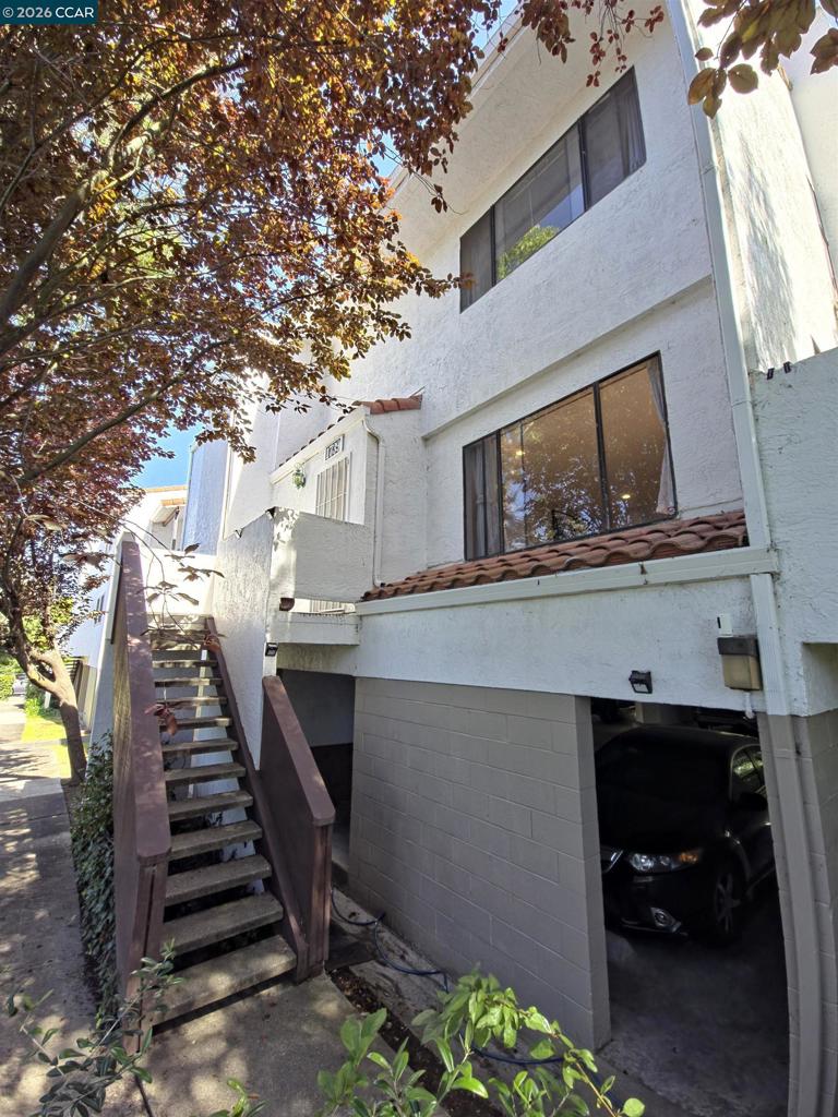 1739 Dalessi Dr Dr