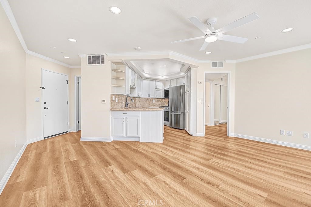 Vista Pacifica (VP) - Residential Lease